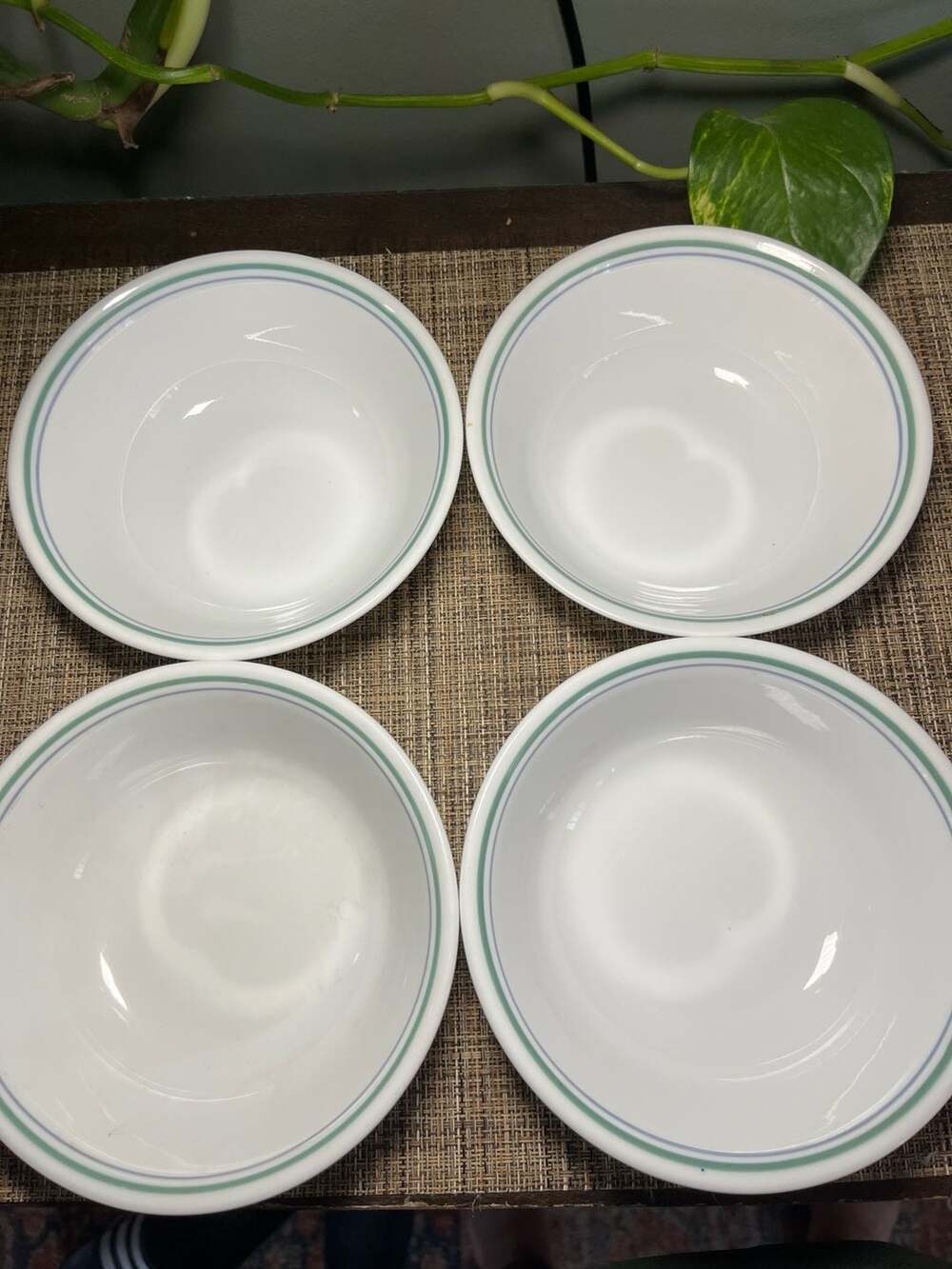 Corelle Windsor Green Soup Cereal Bowls Set of 4